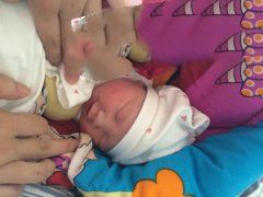 ��һ�ɹ�������Ů�ӱ�����Ϊĸ��ǿ' /></a></div>
		<div class=